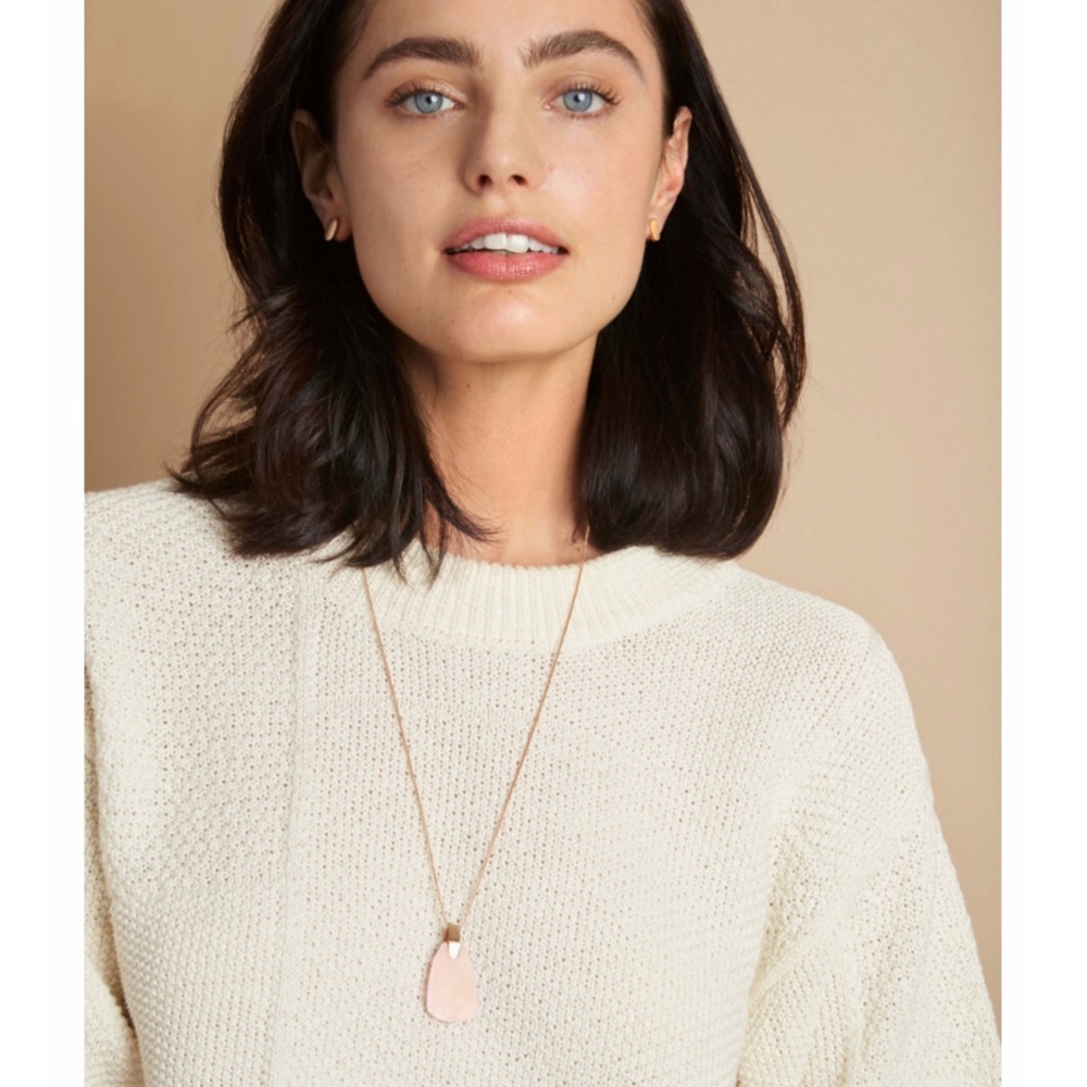 KENDRA SCOTT • Rose Quartz Maeve Necklace - Picture 5 of 5